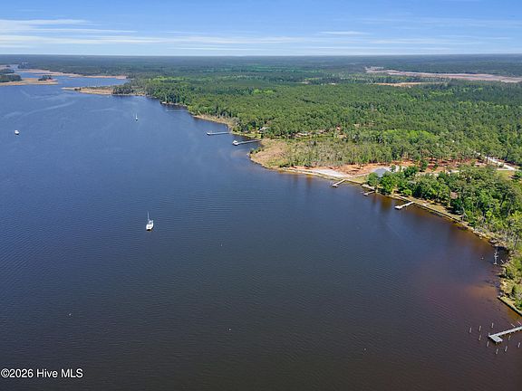 3rd image of 5430 Creek Pointe Road