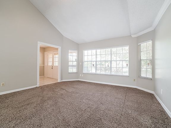 4th image of 7346 Cherry Laurel Dr