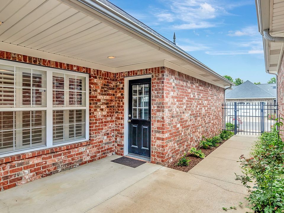 395 Devon Chase Hl Gallatin TN | Zillow