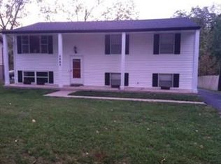 5005 NW Woody Creek Ln, Kansas City, MO 64151