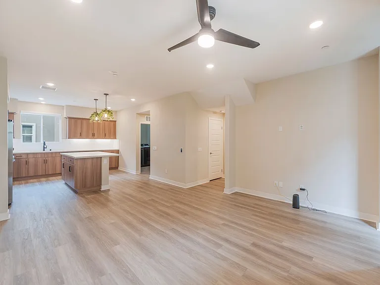 7756 Taylor Ln — Photo 7
