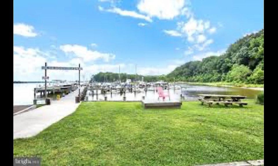 5 acres 3 lots possible 