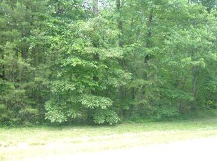 E Cove Rd, Monterey, TN 38574