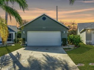 2215 Breezy Cir, Melbourne, FL 32935