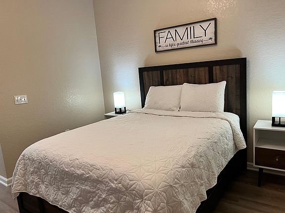 3rd image of 2059 SE Hillmoor Dr #205A