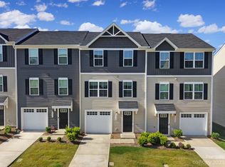 8028 Lanyard Ter, Charlotte, NC 28269