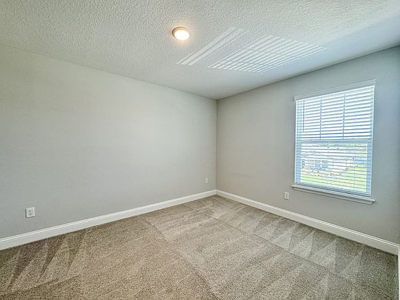 5th image of 13870 Harlowton Ave
