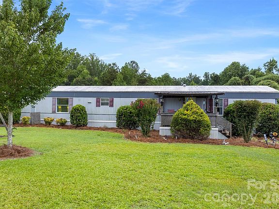 2nd image of 2143 Templeton Rd