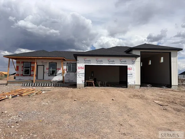 32 N Currant Ln, Rigby, ID 83442