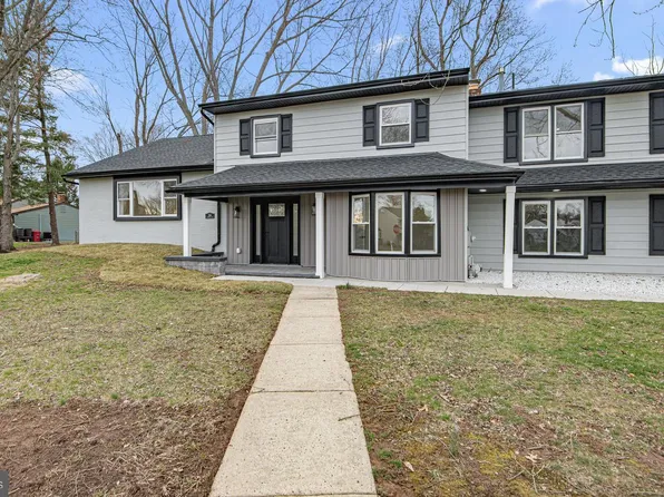 356 Magnolia Rd, Warminster, PA 18974