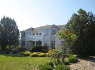 2439 E Royal Ridge Dr, Crete, IL 60417