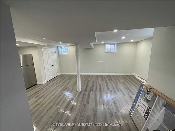 2nd image of 162 Ontario St S #Basement