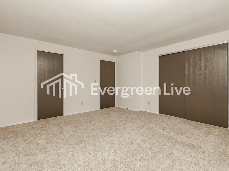 8249 Mount Carmel St — Photo 13