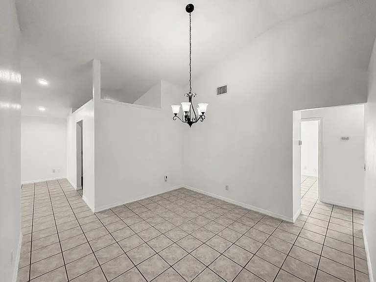 9778 Fox Chapel Rd — Photo 5