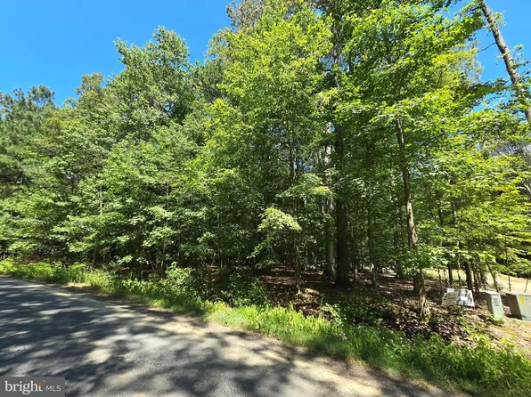 Laurel Ln, Denton, MD 21629