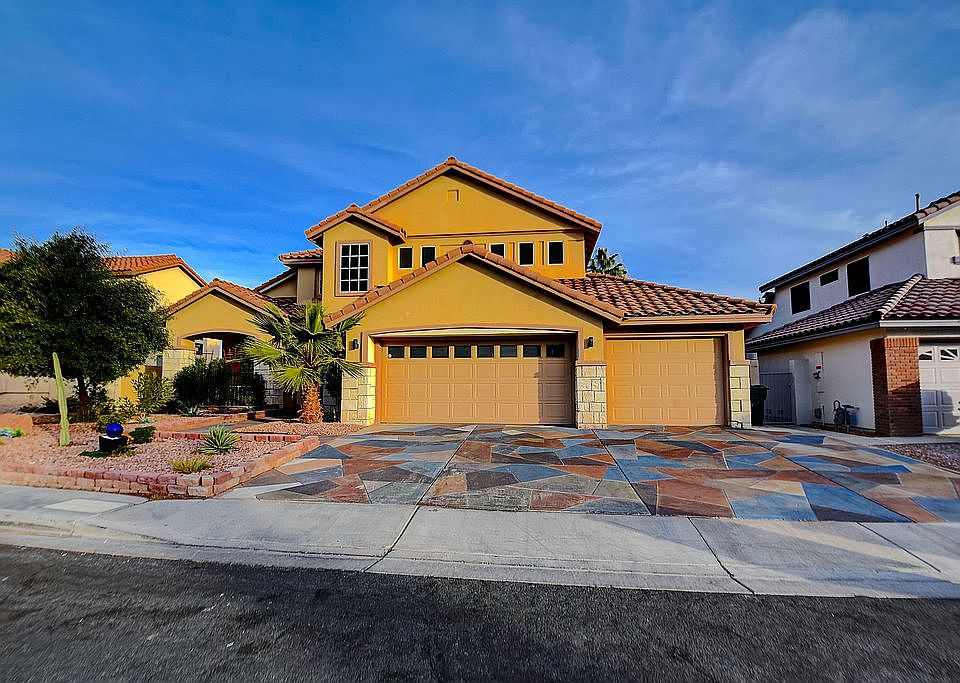 1st image of 2514 El Paso Grande Ave