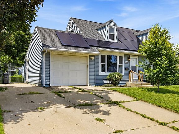 3rd image of 5134 Gordon Ave NW