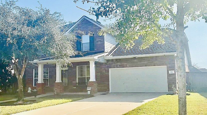 1st image of 8211 Rosetrail Bend Ln