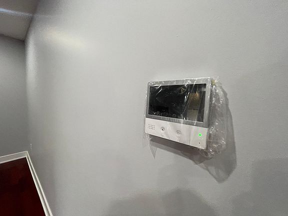 4th image of 302 Richmond St #18A