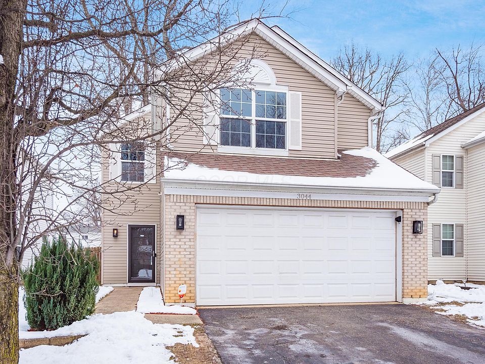 1st image of 3044 Cumberland Woods Dr