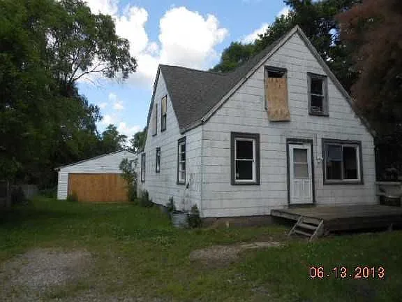 329 Cohasset Ave photo 1