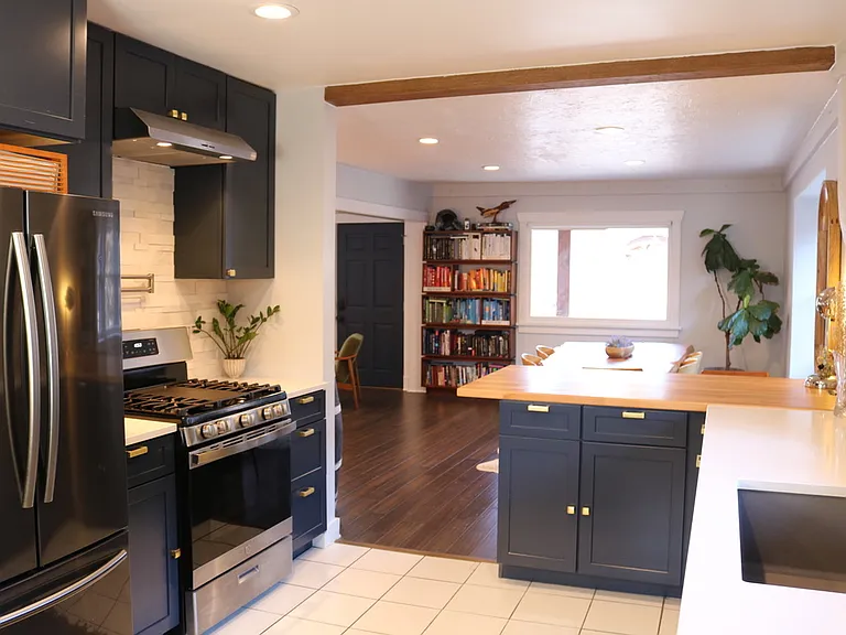 1010 E Elm Ave — Photo 10