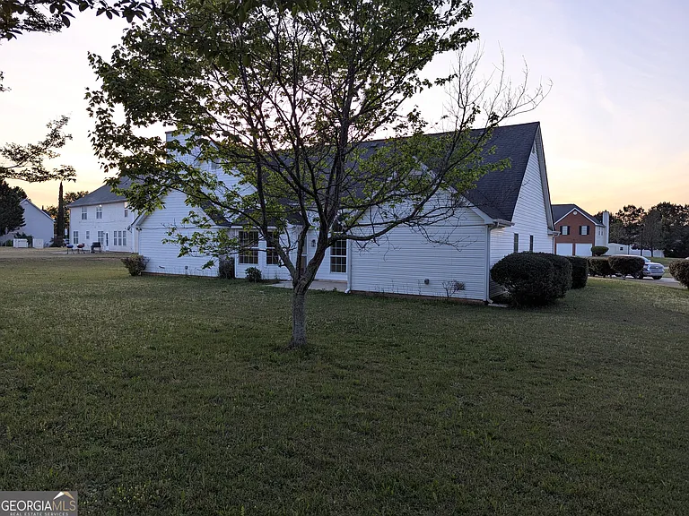 267 Ethan Moor — Photo 37