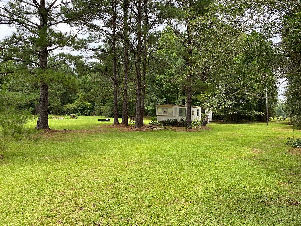 2nd image of 505 Horseshoe Rd
