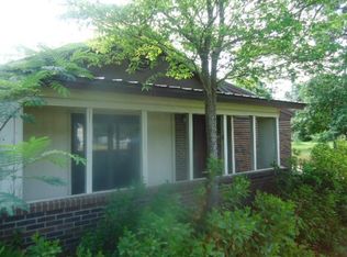 106 Berrien St, Jesup, GA 31545