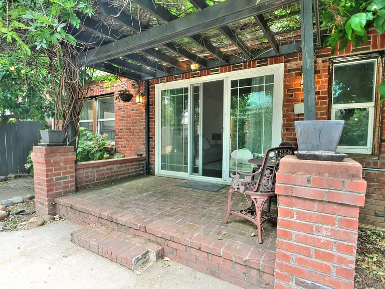 4232 Y St — Photo 20