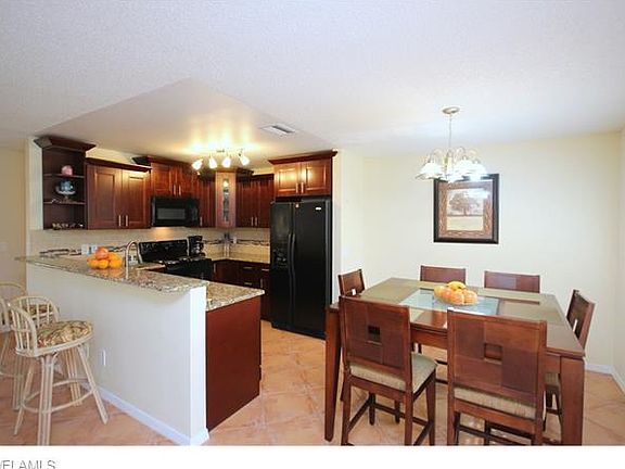 4th image of 1222 SE 23rd Ter