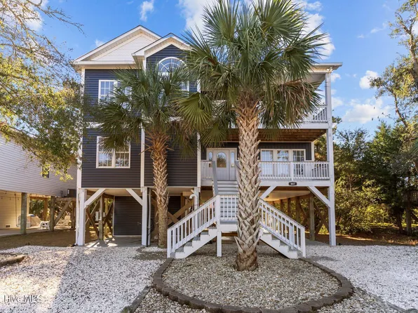 1617 E Pelican Drive, Oak Island, NC 28465