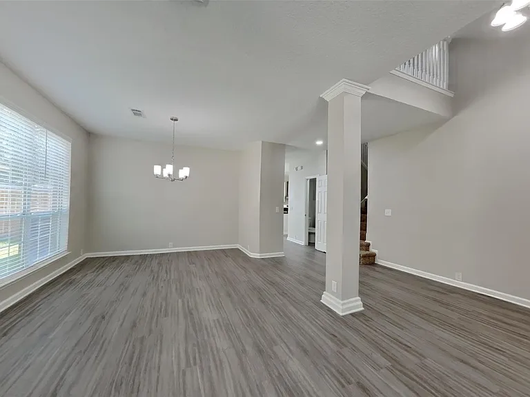 18706 Woodglen Shadows Dr — Photo 2
