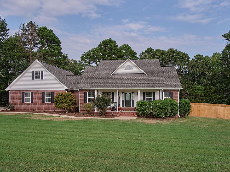 1st image of 301 Kathy Dr
