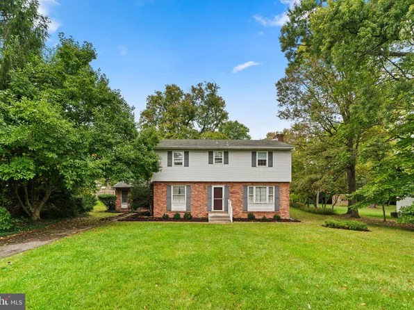 8797 Autumn Hill Ct, Ellicott City, MD 21043