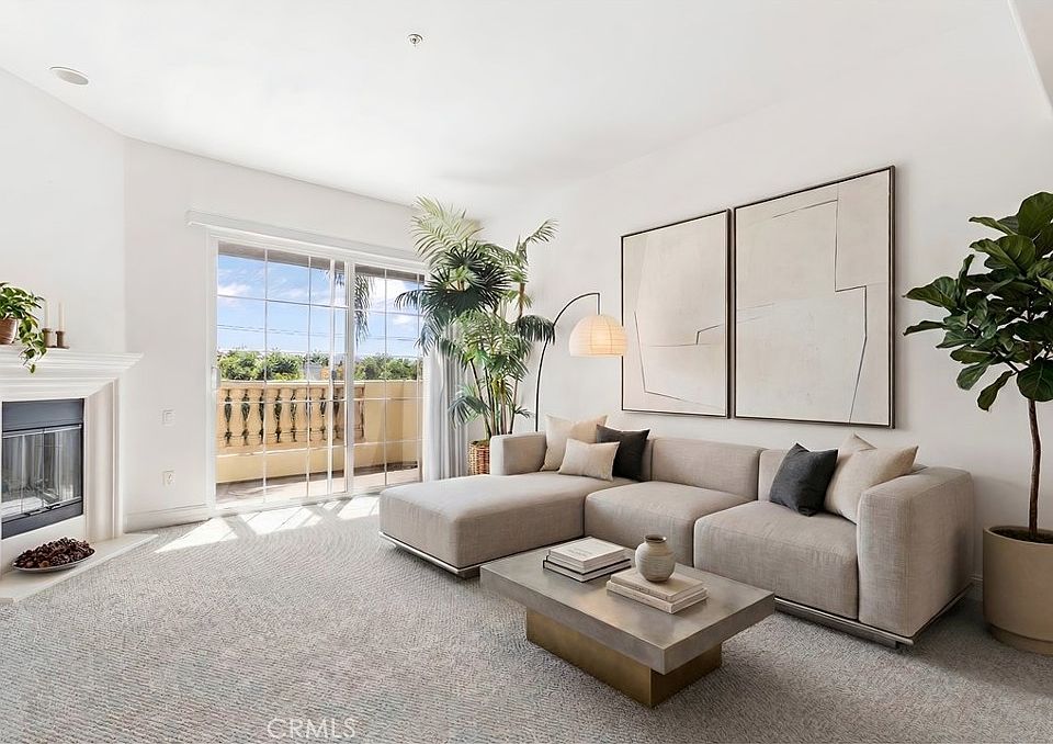 1st image of 14343 Burbank Blvd APT 301