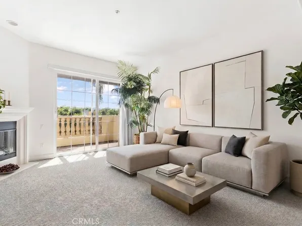 14343 Burbank Blvd APT 301, Van Nuys, CA 91401