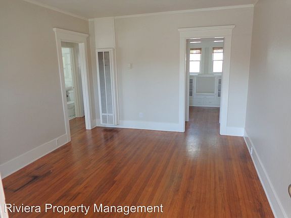 2nd image of 3934 Goldfinch St