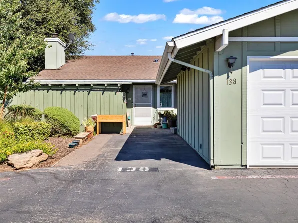 297 E Bullard Ave APT 138, Fresno, CA 93710