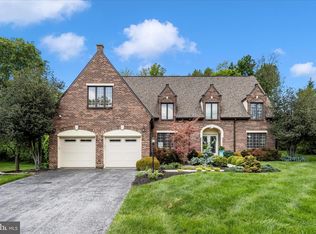 13304 Canterbury Dr, Hagerstown, MD 21742