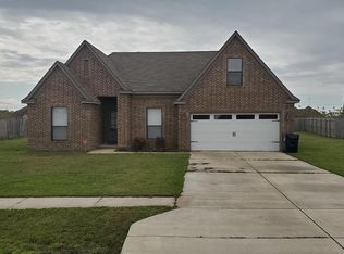 884 Bayou Vista Dr, Marion, AR 72364