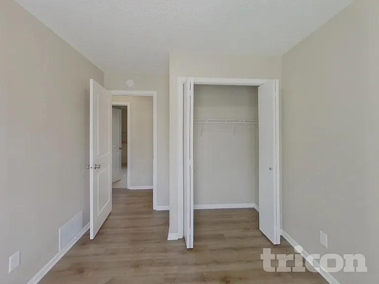 1444 Willow Creek Ln — Photo 14