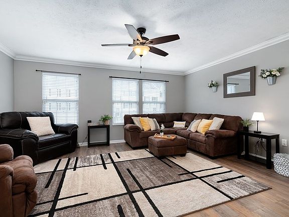4th image of 108 Cole Ct