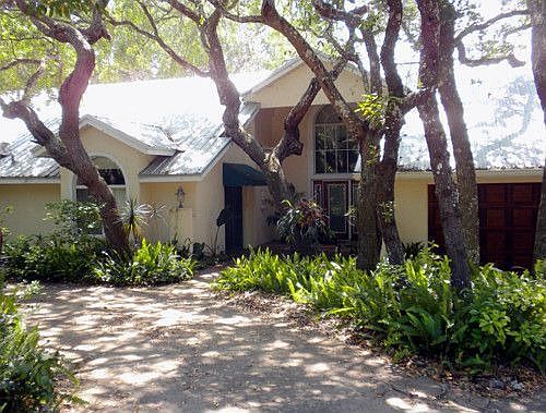 2nd image of 4726 S Peninsula Dr