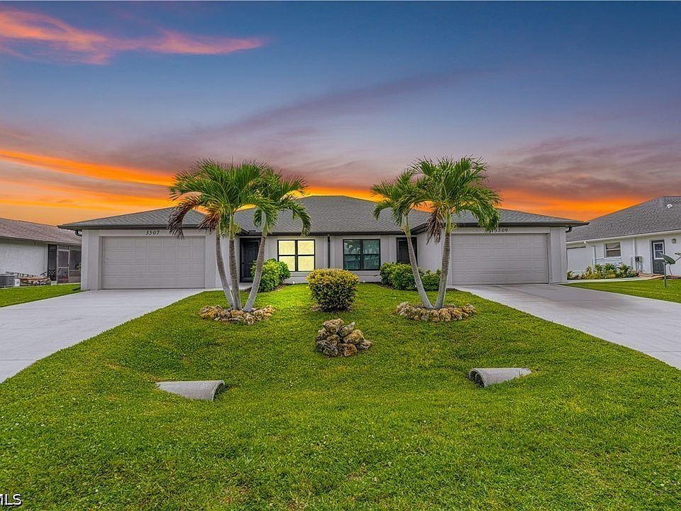 1st image of 3509 SE Santa Barbara Pl