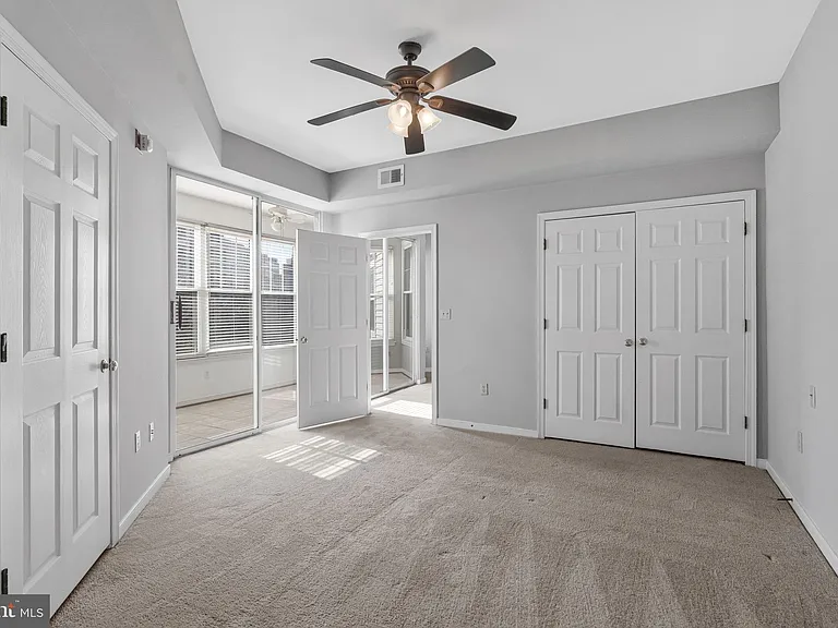 1625 International Dr #321 — Photo 13