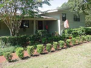 4th image of 4020 Ponce De Leon Ave