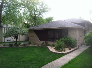 276 Lionel Rd, Riverside, IL 60546