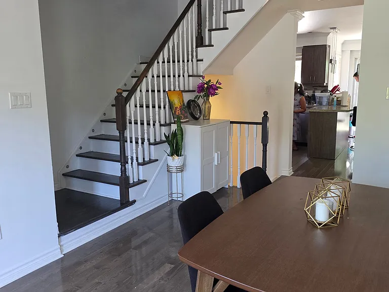 91 Grasslands Ave — Photo 4
