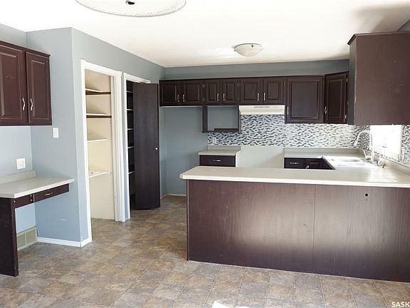 5th image of 707 Leeville Dr